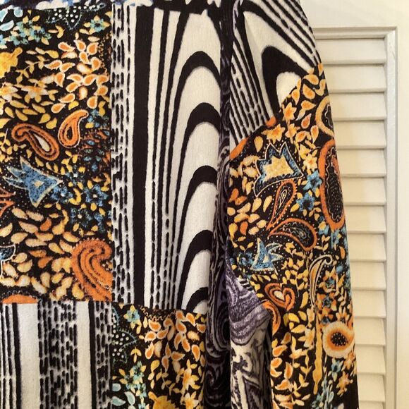 MINKPINK Women’s Blouse Mixed Print Hi Lo Lightweight Collared Button Front, XS - Picture 8 of 14